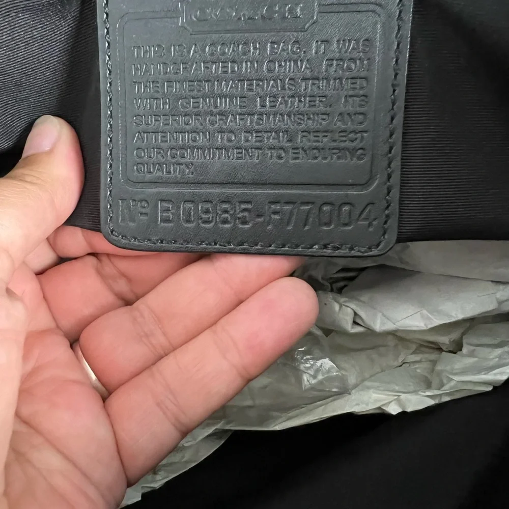 Coach Hudson Signature Commuter Bag Large - Picture 7 of 9